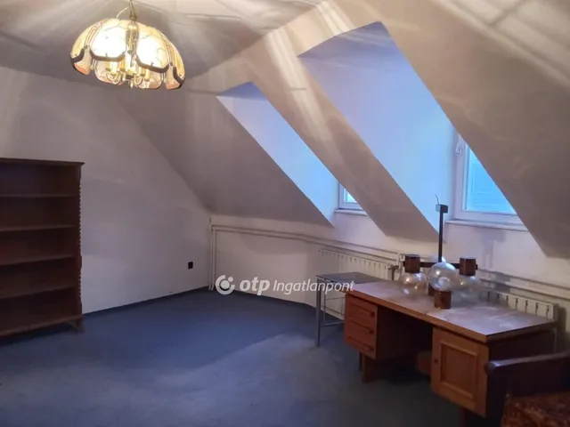 Eladó ház Eger, Belváros 157 nm