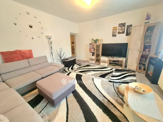 Eladó ház Maklár 81 nm