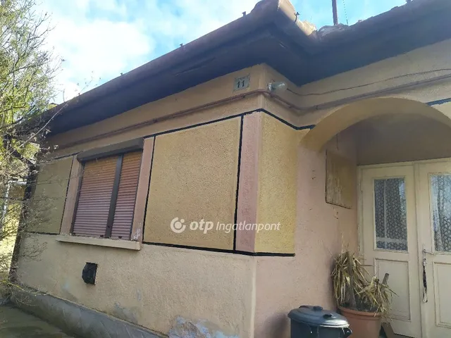 Eladó ház Tenk 74 nm