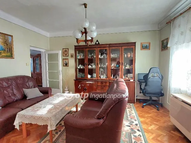 Eladó ház Eger 74 nm