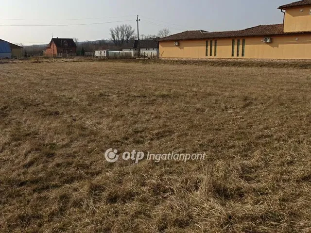 Eladó telek Egerszalók 1061 nm