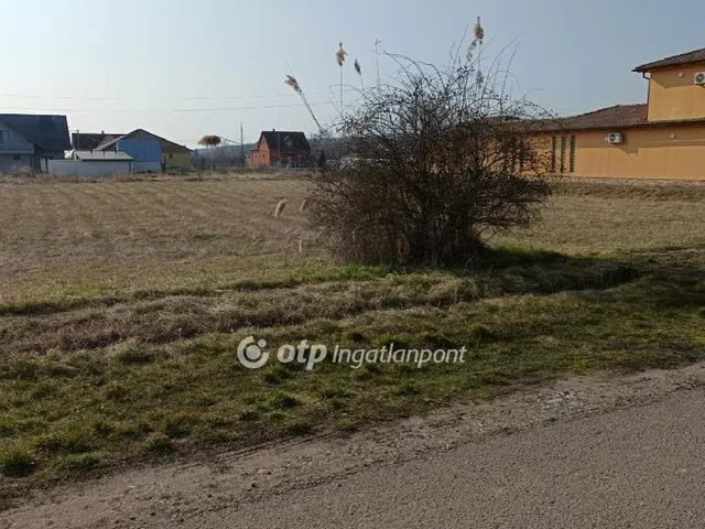 Eladó telek Egerszalók 1060 nm