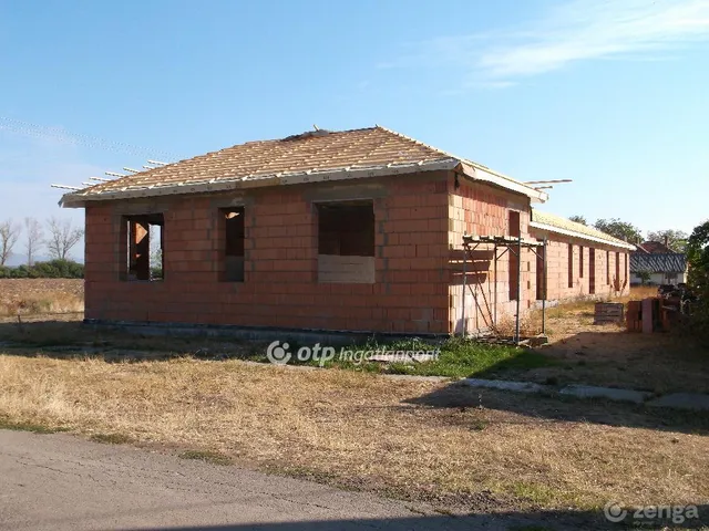 Eladó ház Adács 65 nm