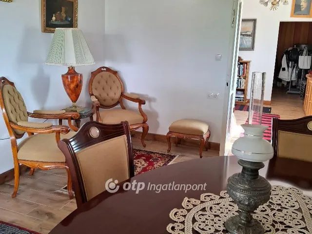 Eladó ház Hatvan 160 nm