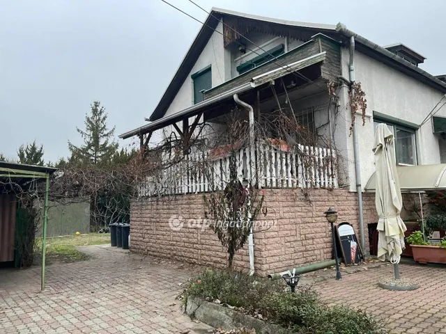 Eladó ház Budapest XVIII. kerület 240 nm