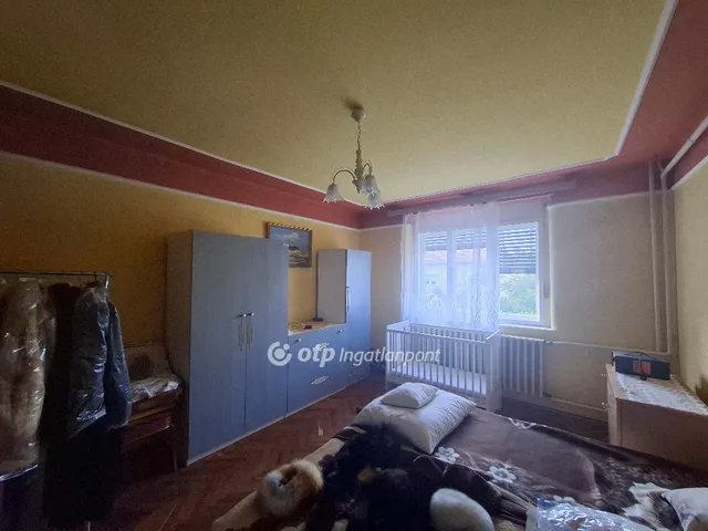 Eladó ház Eger, Felnémet 240 nm