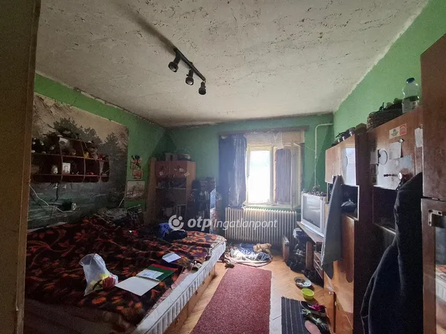 Eladó ház Kápolna 79 nm