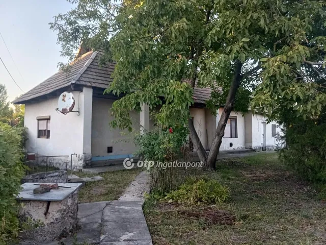 Eladó ház Mezőtárkány 48 nm