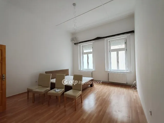 Kiadó lakás Eger, Belváros 74 nm
