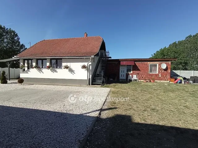 Eladó ház Jászfényszaru 127 nm