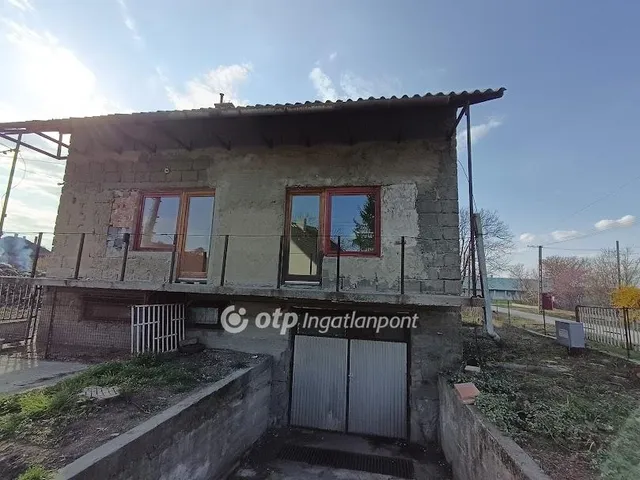 Eladó ház Csány 102 nm