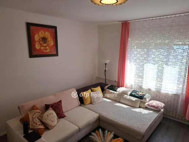 Eladó ház Csány 94 nm