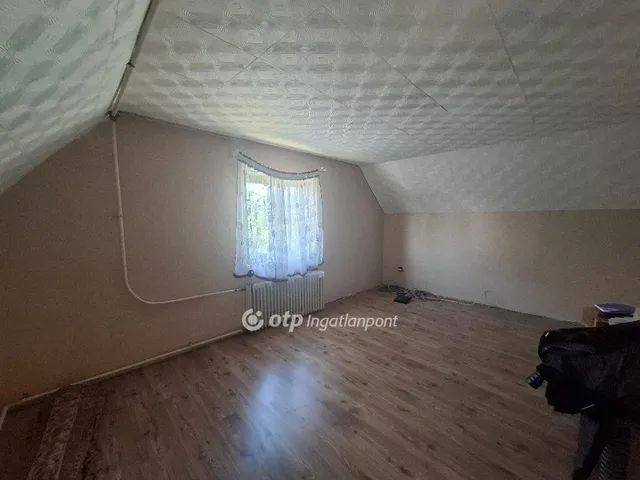 Eladó ház Kápolna 100 nm