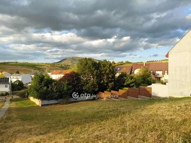 Eladó telek Eger 657 nm