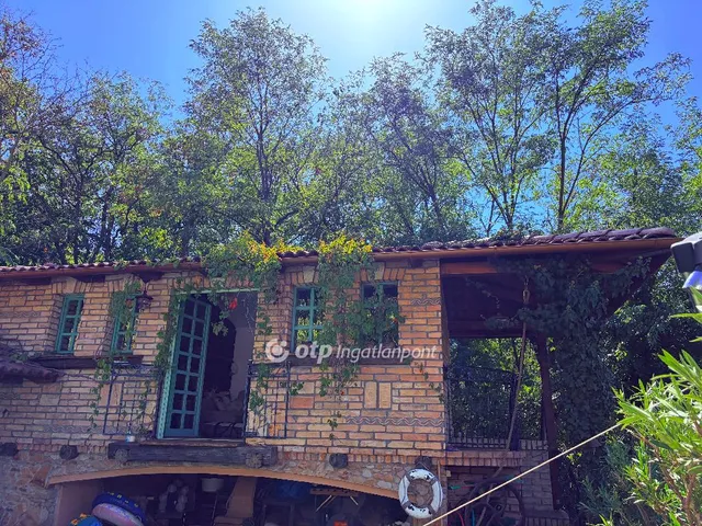 Eladó telek Veresegyház 1033 nm