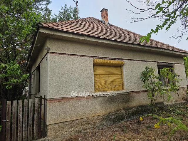 Eladó ház Szada 90 nm