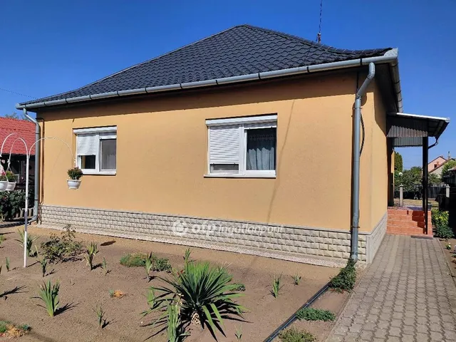 Eladó ház Erdőtelek 84 nm