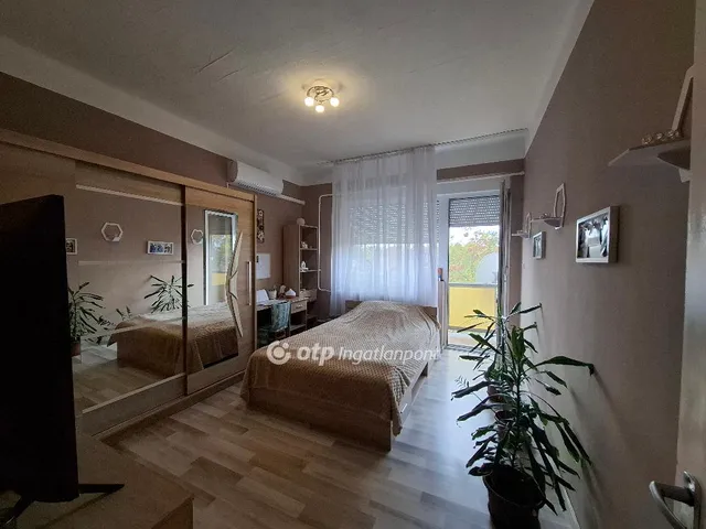 Eladó ház Kömlő 150 nm