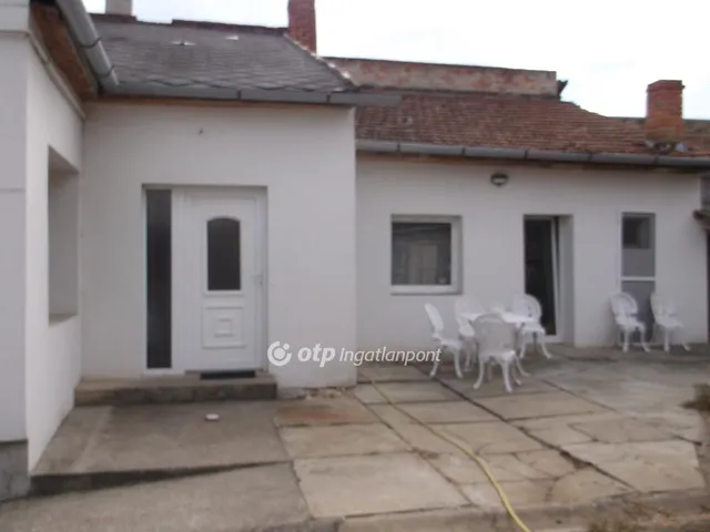 Eladó ház Gyöngyös 97 nm