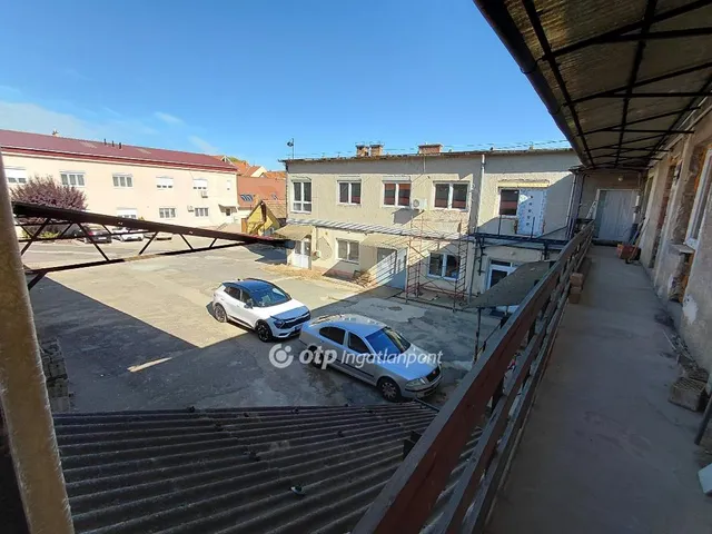 Eladó lakás Eger 139 nm