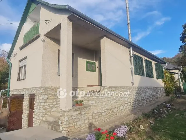 Eladó ház Szilvásvárad 212 nm