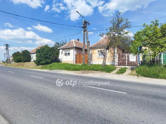 Eladó ház Devecser 58 nm