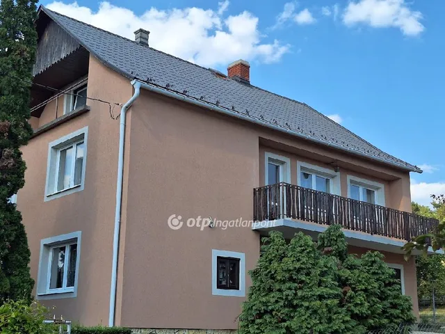 Eladó ház Veszprémfajsz 188 nm