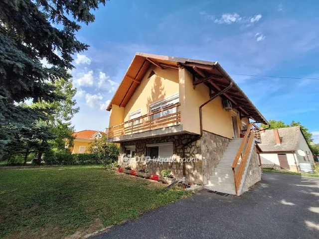 Eladó ház Balatonfüred, Belváros 170 nm