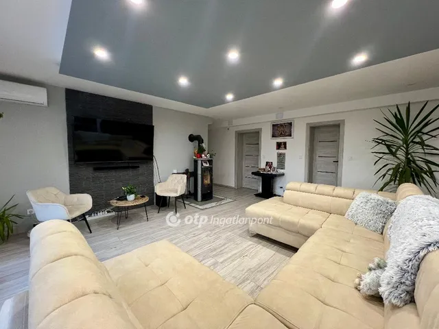 Eladó ház Szentkirályszabadja 145 nm