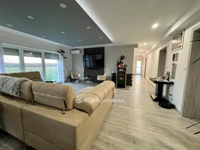 Eladó ház Szentkirályszabadja 145 nm