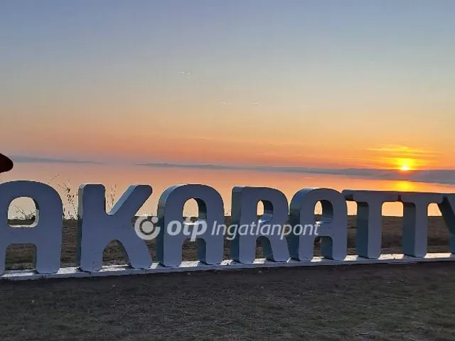Eladó ház Balatonakarattya 135 nm