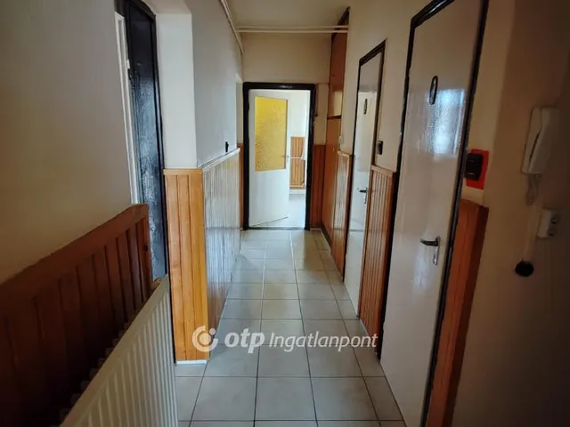 Eladó lakás Veszprém, Újtelep 80 nm