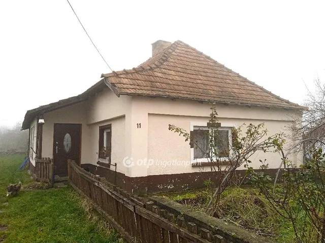 Eladó ház Ajka 69 nm