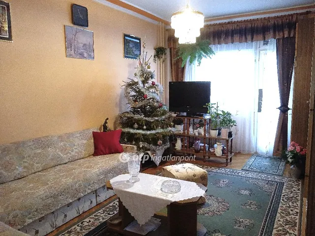 Eladó lakás Ajka 53 nm