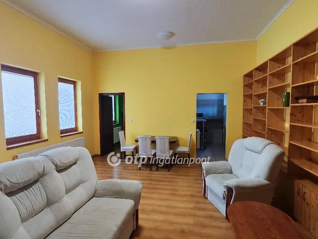 Eladó ház Eplény 160 nm