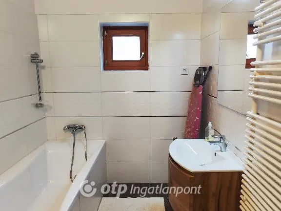 Eladó ház Eplény 160 nm