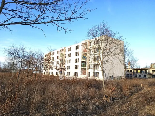 Eladó telek Veszprém 89425 nm