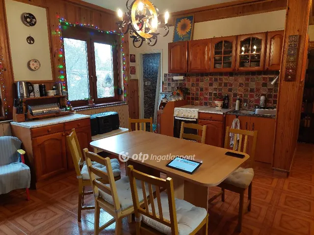 Eladó ház Bakonyszentlászló 125 nm