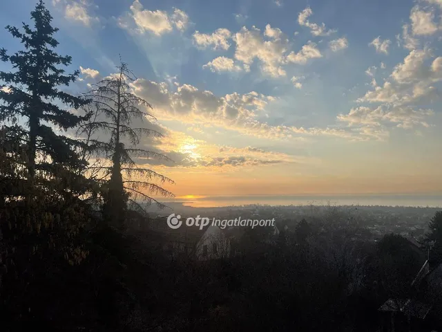 Eladó ház Csopak 122 nm