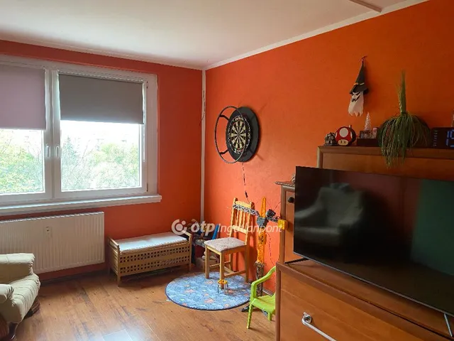 Eladó lakás Ajka 36 nm