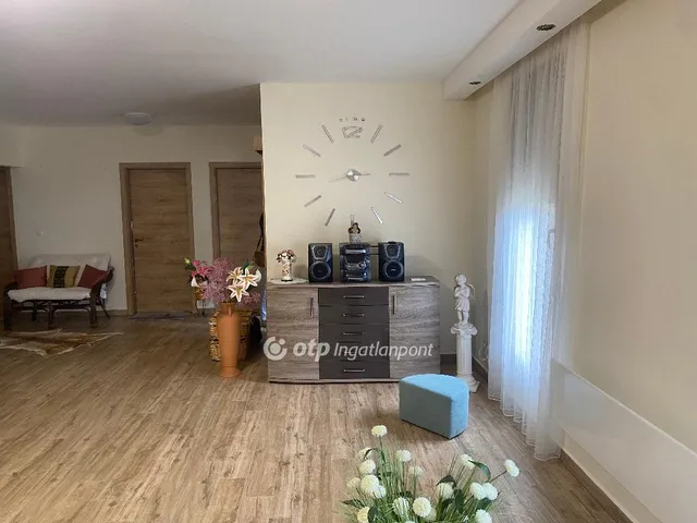 Eladó ház Márkó 121 nm
