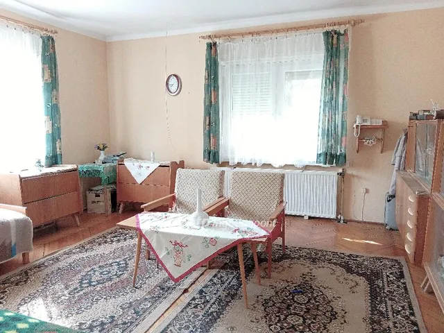 Eladó ház Városlőd 71 nm