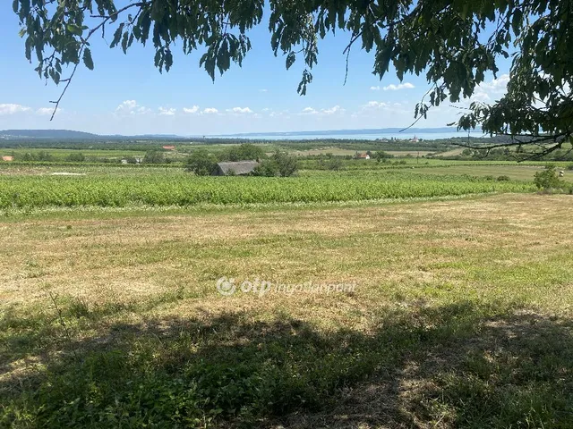 Eladó telek Zánka 3390 nm