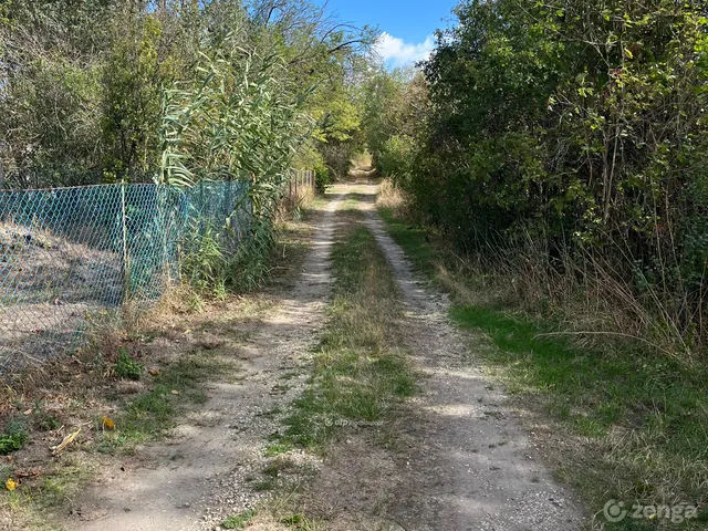 Eladó telek Balatonfőkajár 2354 nm