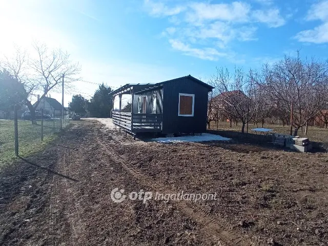 Eladó ház Tárnok, Öreghegy-Margitliget 20 nm