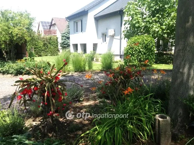 Eladó ház Ráckeresztúr 120 nm