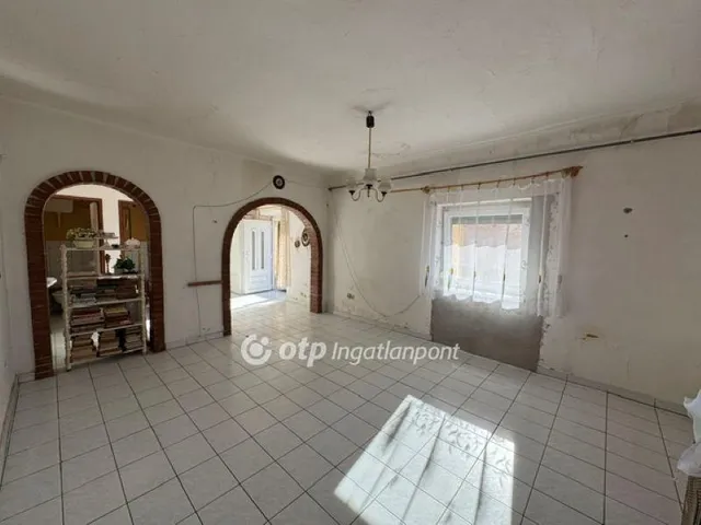 Eladó ház Pázmánd 80 nm