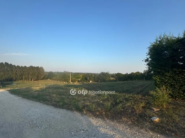 Eladó telek Tordas 737 nm