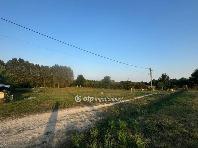 Eladó telek Tordas 1339 nm