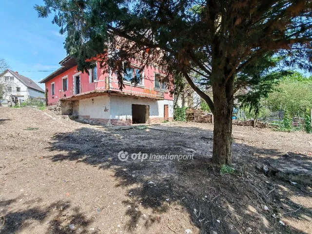 Eladó ház Tinnye 127 nm